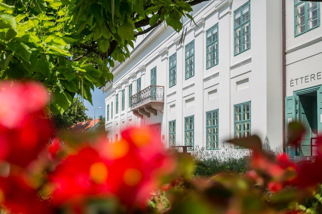 Erzsebet Nagy Szalloda Paks Exterior photo